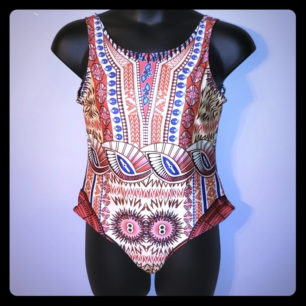🍹NWOTAztec bathing suit